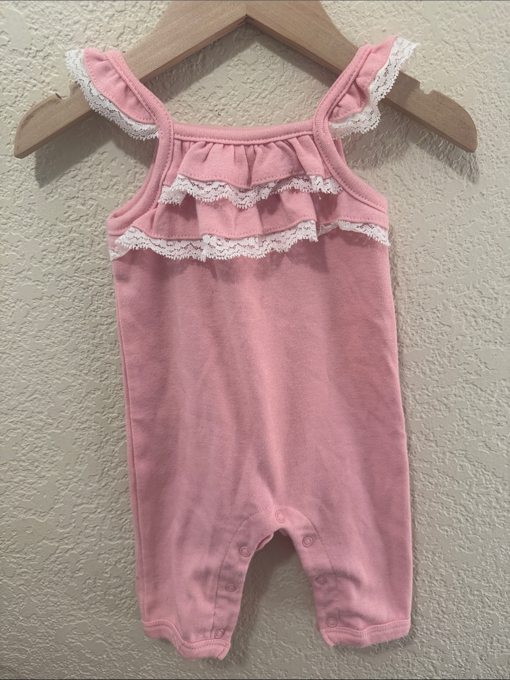 Nicole Miller Pink Ruffle Lace Baby One-Piece Tank Top Style Bodysuit